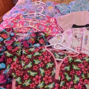 7scrub tops